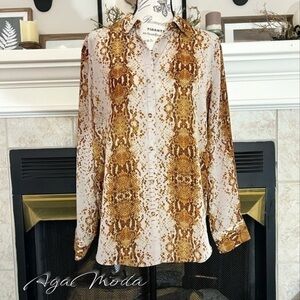 Rachel Zoe Button Down Snake Skin Pattern Top